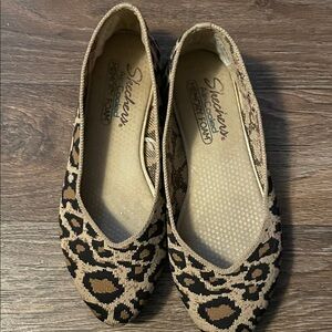Skechers Women's Animal Print Flats